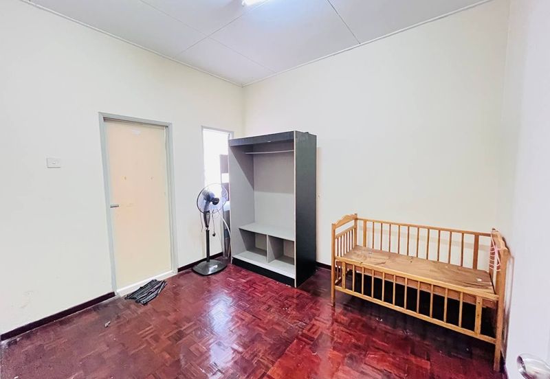 Persiaran Puncak Alam 1 