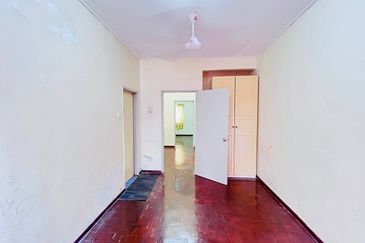 Persiaran Puncak Alam 1 