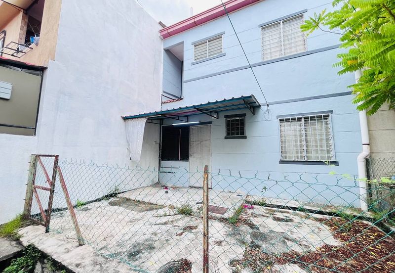 Persiaran Puncak Alam 1 