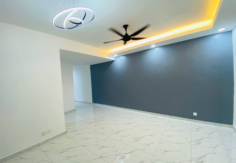 Persiaran Puncak Alam 1 