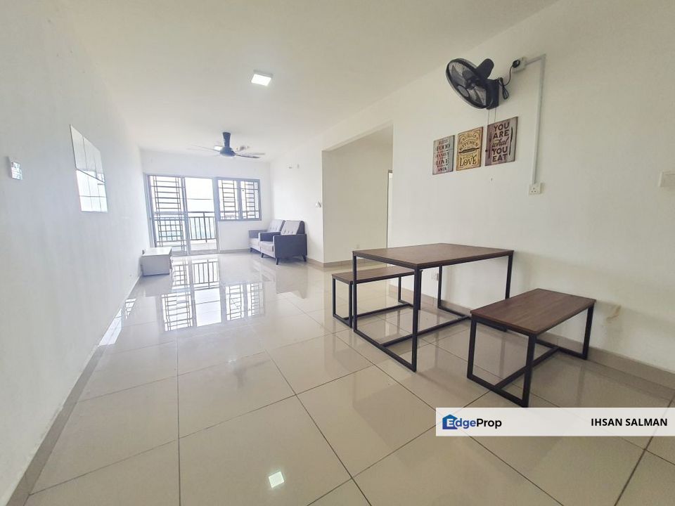 PARTIAL FURNISHED FACING ECOWORLD Sentrovue Apartment Puncak Alam For Rent, Selangor, Bandar Puncak Alam