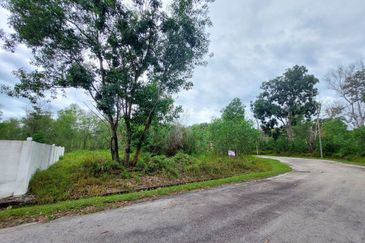 Persiaran Puncak Alam 1 