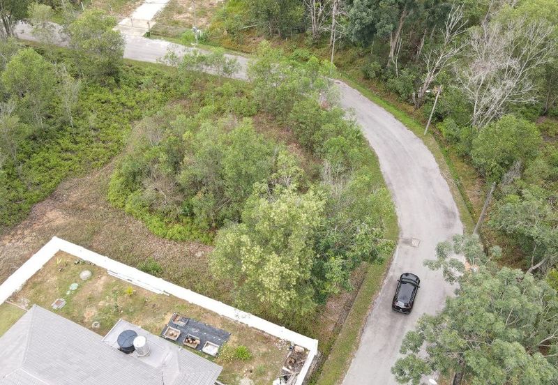 Persiaran Puncak Alam 1 