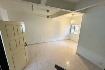 Persiaran Puncak Alam 2 