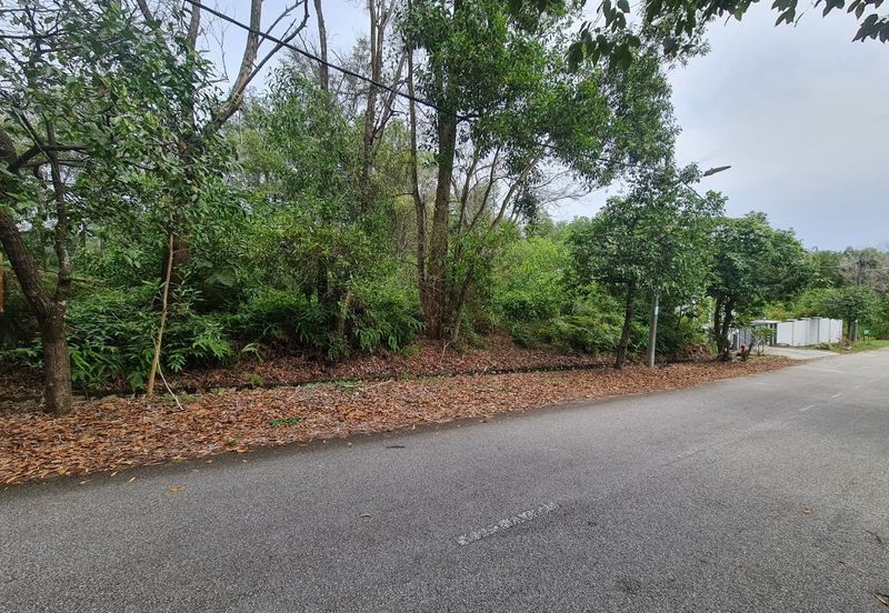 Persiaran Puncak Alam 1 