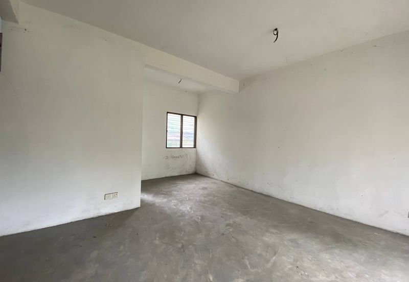 Persiaran Puncak Alam 1 