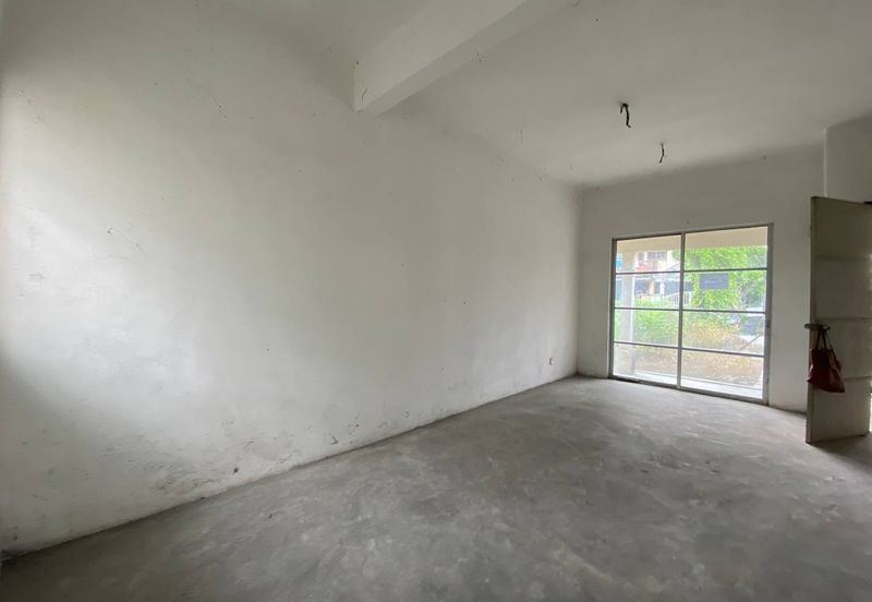 Persiaran Puncak Alam 1 