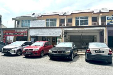 Zapin, Bandar Bukit Raja