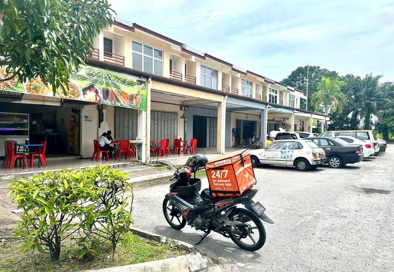 Zapin, Bandar Bukit Raja