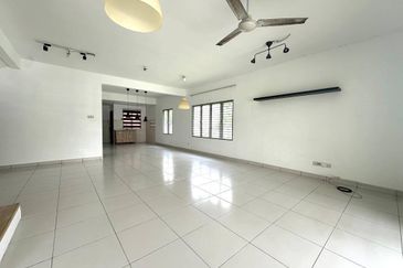 Cahaya SPK, Seksyen U9