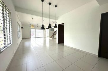 Cahaya SPK, Seksyen U9