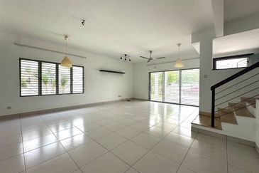 Cahaya SPK, Seksyen U9