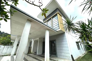 Cahaya SPK, Seksyen U9