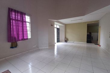 Persiaran Puncak Alam 2 