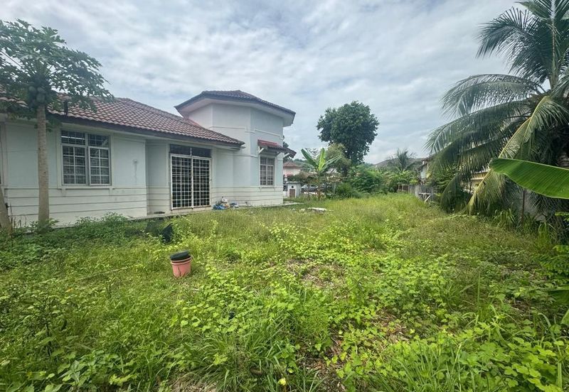 Persiaran Puncak Alam 2 