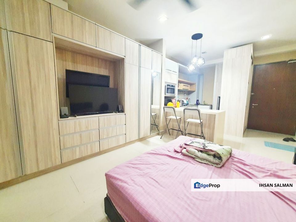 FREEHOLD FULLY FURNISHED Shaftsbury Residence Cyberjaya For Sale, Selangor, Cyberjaya