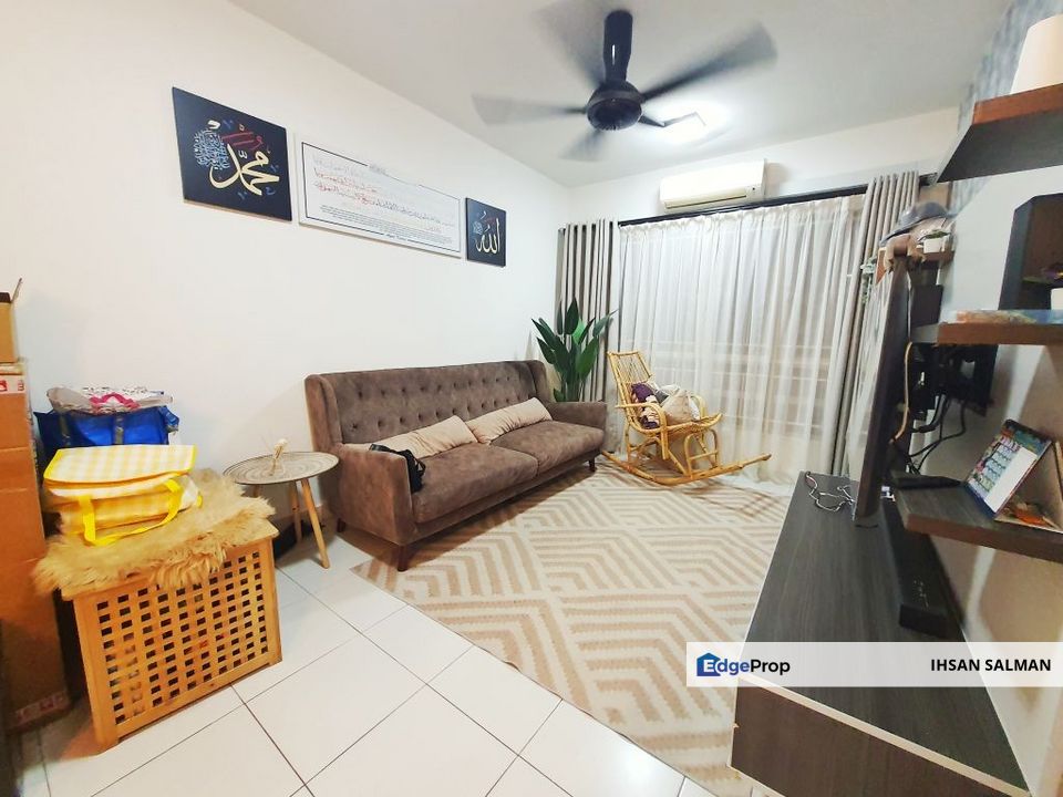 FREEHOLD RENOVATED KITCHEN CABINET De Kiara Apartment Setia Alam For Sale, Selangor, Setia Alam/Alam Nusantara