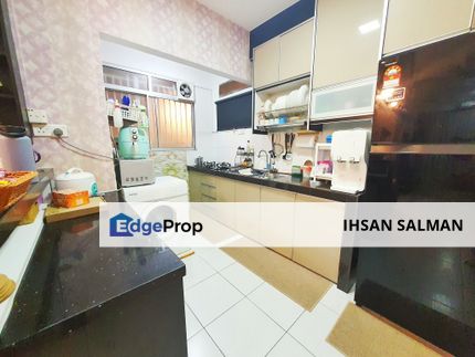 FREEHOLD RENOVATED KITCHEN CABINET De Kiara Apartment Setia Alam For Sale, Selangor, Setia Alam/Alam Nusantara