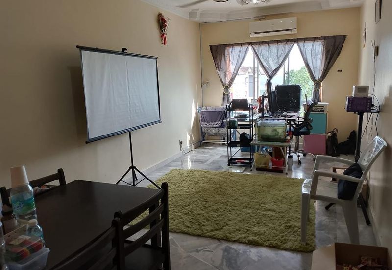 Astana Alam Apartment