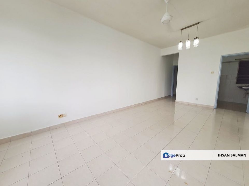 FREEHOLD BARU CAT FACING MAIN ROAD Pangsapuri Seri Ixora Seksyen 27 Shah Alam For Sale, Selangor, Shah Alam