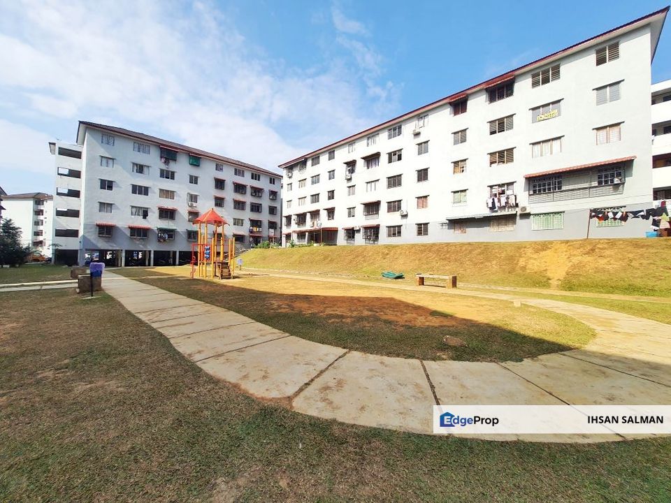 GROUND FLOOR MURAH Apartment Teratai Taman Bunga Raya Bukit Beruntung Rawang For Sale, Selangor, Rawang