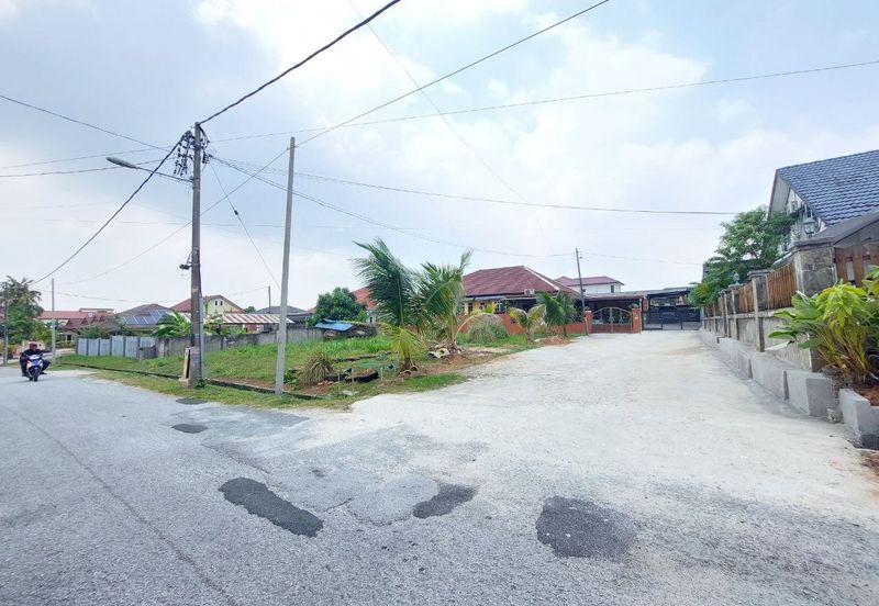Kampung Melayu Subang