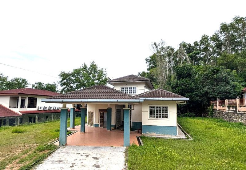 Persiaran Puncak Alam 1 