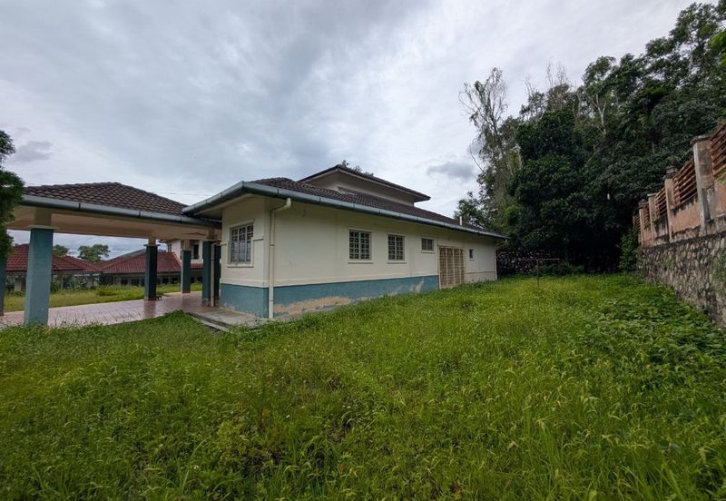 Persiaran Puncak Alam 1 