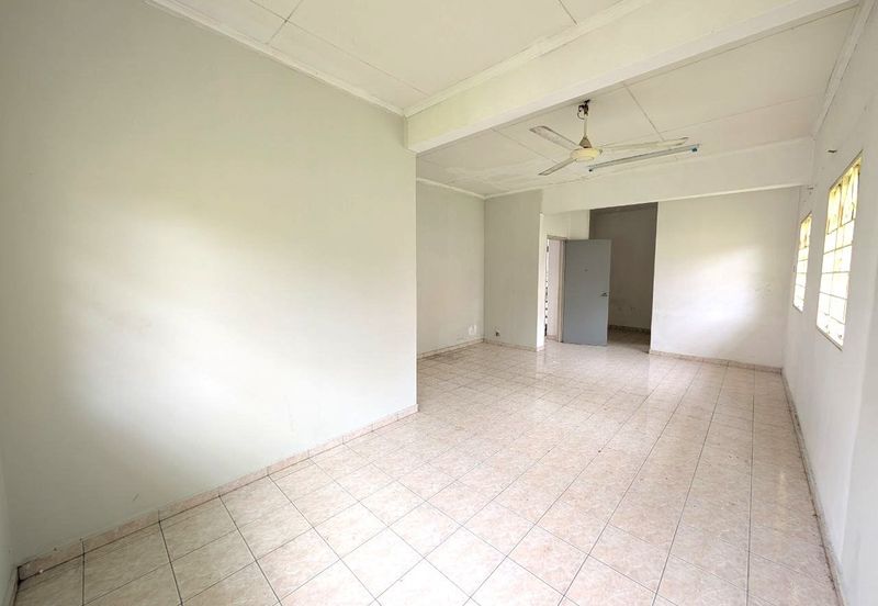 Persiaran Puncak Alam 1 