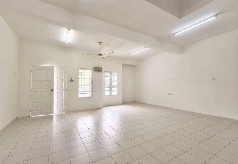 SU3 @ Bandar Saujana Utama