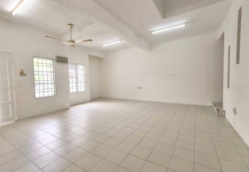 SU3 @ Bandar Saujana Utama