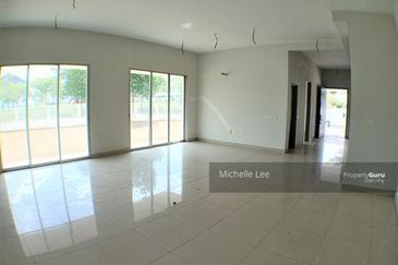 2 Storey CORNER House @ Bandar Rimbayu , Telok Panglima Garang 