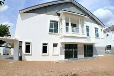 2 Storey CORNER House @ Bandar Rimbayu , Telok Panglima Garang 