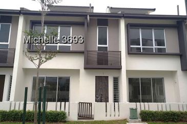 Arahsia Residences, Tropicana Aman