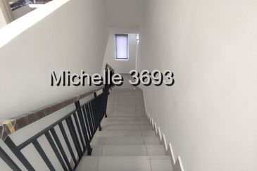 Robin @ Bandar Rimbayu