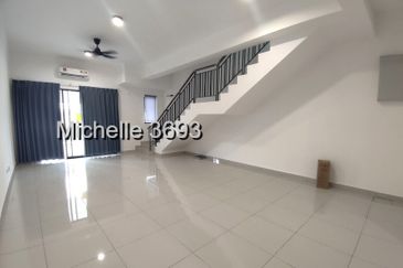 Robin @ Bandar Rimbayu