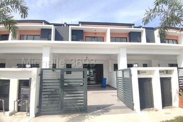 Robin @ Bandar Rimbayu