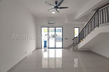 Robin @ Bandar Rimbayu