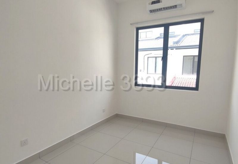 Robin @ Bandar Rimbayu