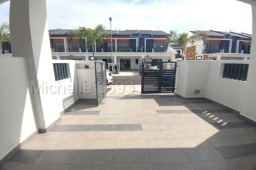 Robin @ Bandar Rimbayu