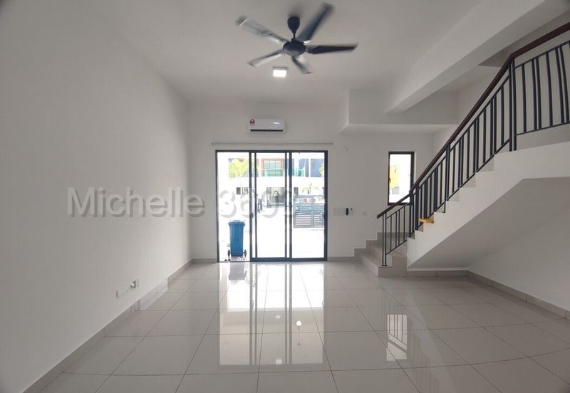 Robin @ Bandar Rimbayu