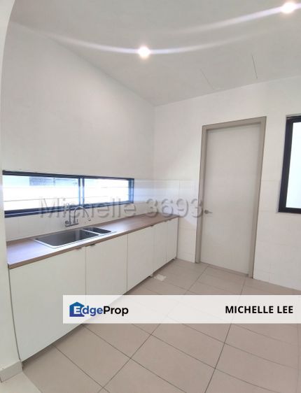2 Storey SEMI D @ Bandar Rimbayu - Kitchen Cabinet, Auto gate , Selangor, Telok Panglima Garang