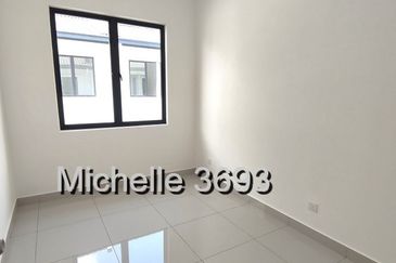 Robin @ Bandar Rimbayu