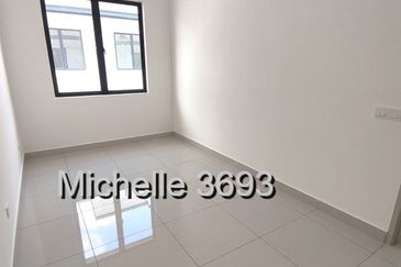 Robin @ Bandar Rimbayu