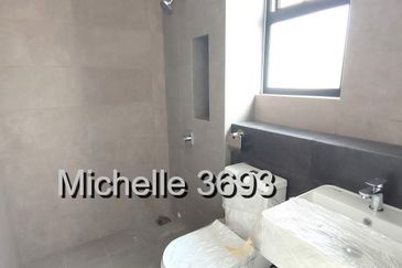 Robin @ Bandar Rimbayu