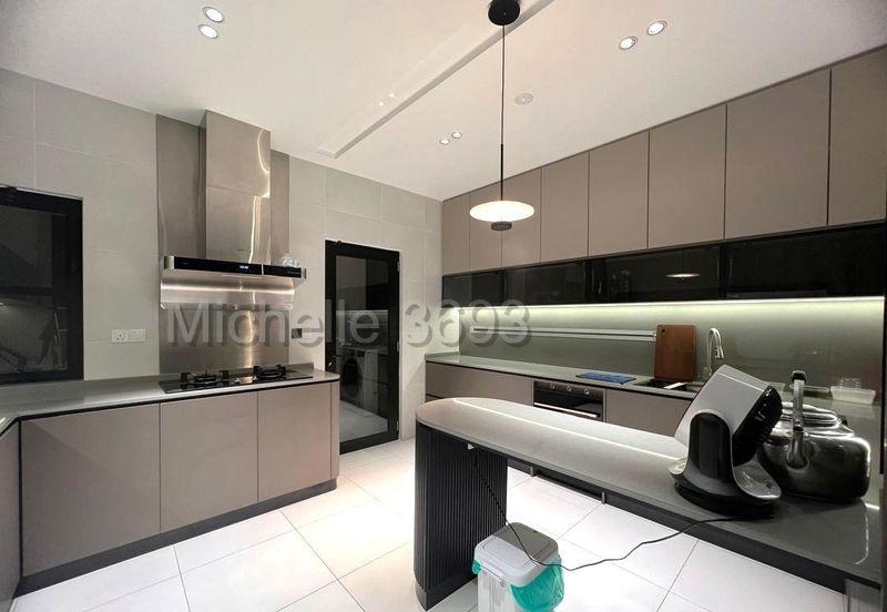 Lucent Residence @ twentyfive.7