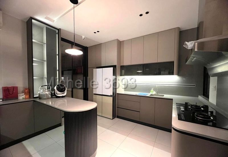 Lucent Residence @ twentyfive.7