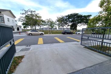 Penduline @ Bandar Rimbayu