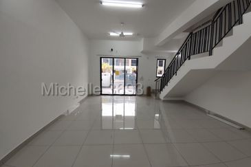 Robin @ Bandar Rimbayu