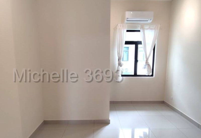 Scarlet @ Bandar Rimbayu